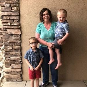 Meet your Posher, Lola